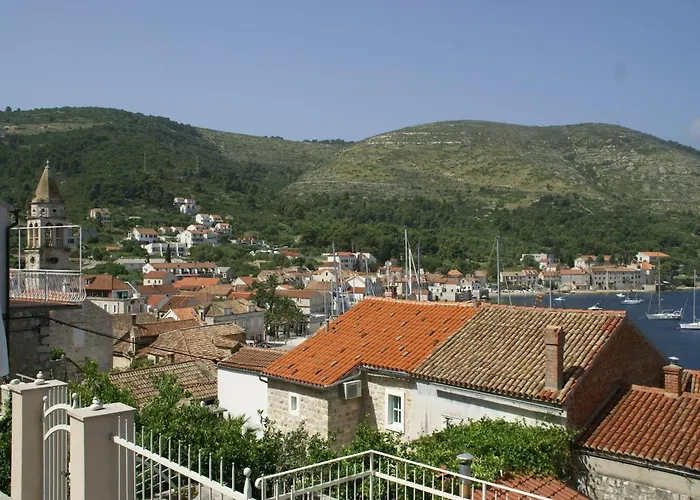 Rustic In With Sea-view Vis