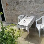 Rustic In With Sea-view Apartman *