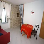 Apartman Rustic In With Sea-view *