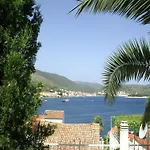 Apartman Rustic In With Sea-view