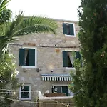 Apartman Rustic In With Sea-view Vis