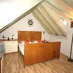 Rustic In With Sea-view * Vis