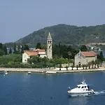 Rustic In With Sea-view Apartman *