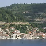 Rustic In With Sea-view