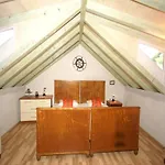 Apartman Rustic In With Sea-view