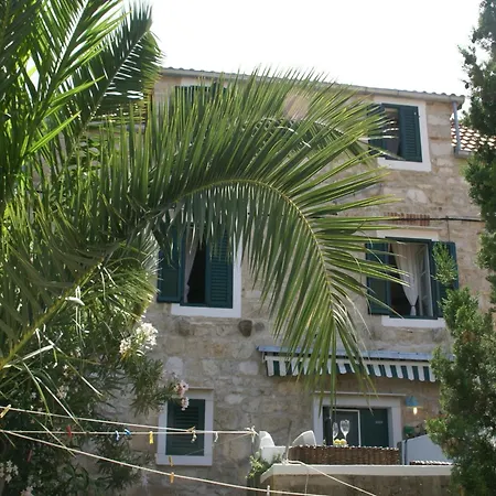 Rustic In With Sea-view