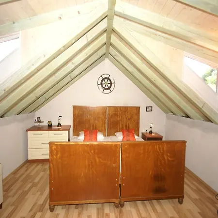 아파트 Rustic In With Sea-view