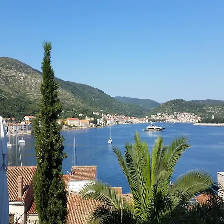 Apartman Rustic In With Sea-view Vis