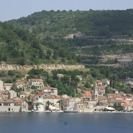 Rustic In With Sea-view *