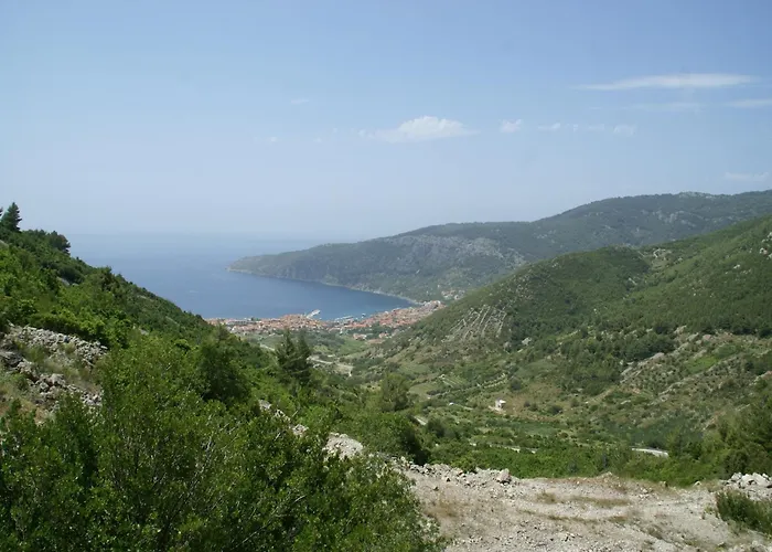 Rustic In With Sea-view