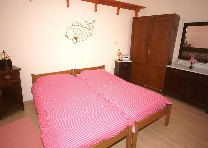 Rustic In With Sea-view *